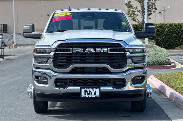 2026 Ram 3500 Tradesman photo 2