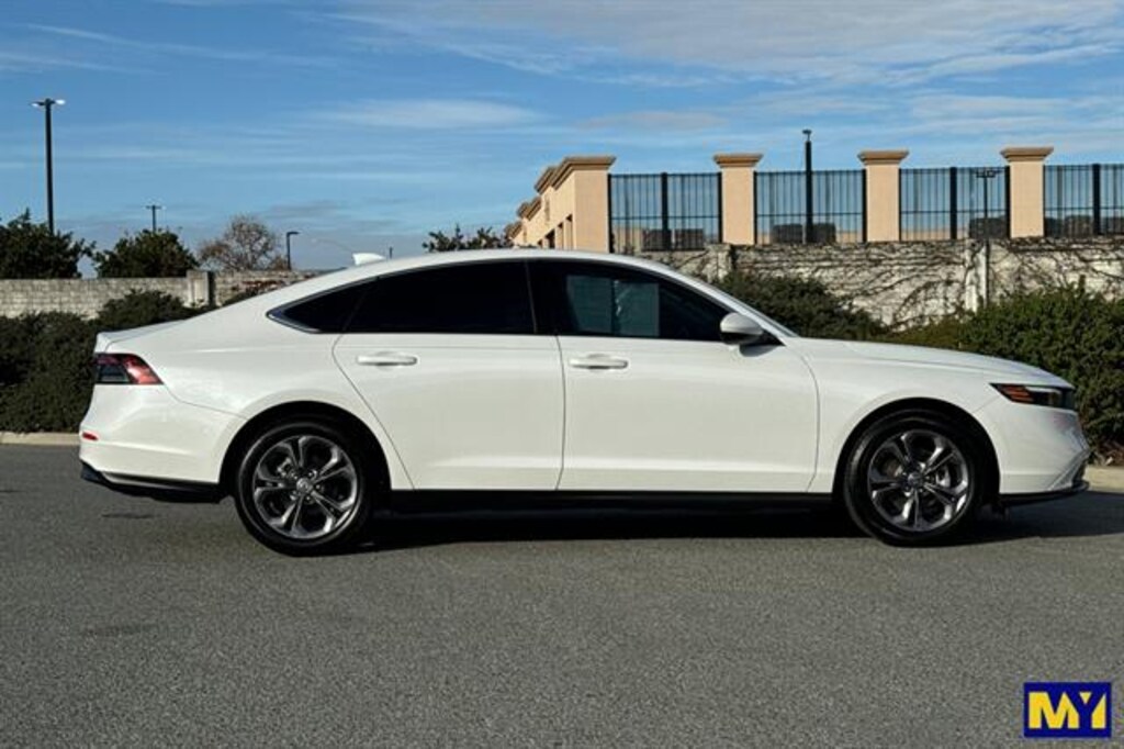 Used 2023 Honda Accord Sedan EX Car