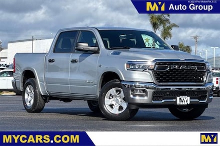 2026 Ram 1500 BIG HORN CREW CAB 4X4 5'7 BOX Pickup