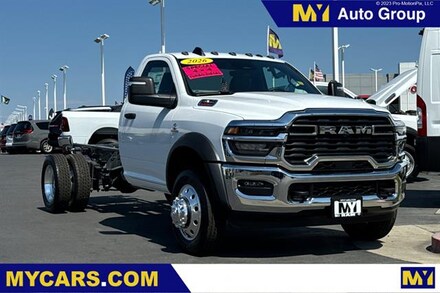 2026 Ram 5500 Chassis Cab TRADESMAN  CREW  4X4 60' CA Pickup