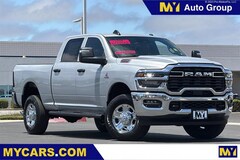 2026 Ram 2500 TRADESMAN CREW CAB 4X4 6'4 BOX Pickup
