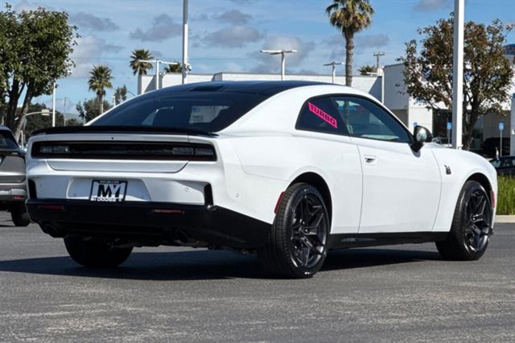 New 2026 Dodge Charger 2-Door SCAT PACK AWD Coupe
