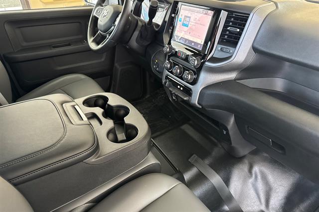 2026 RAM 2500 Tradesman - Photo 12