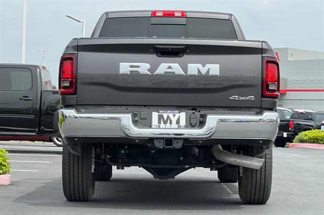 2026 RAM 2500 Tradesman - Photo 5