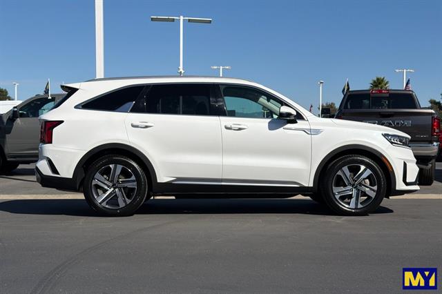 Used 2023 Kia Sorento Hybrid EX Sport Utility