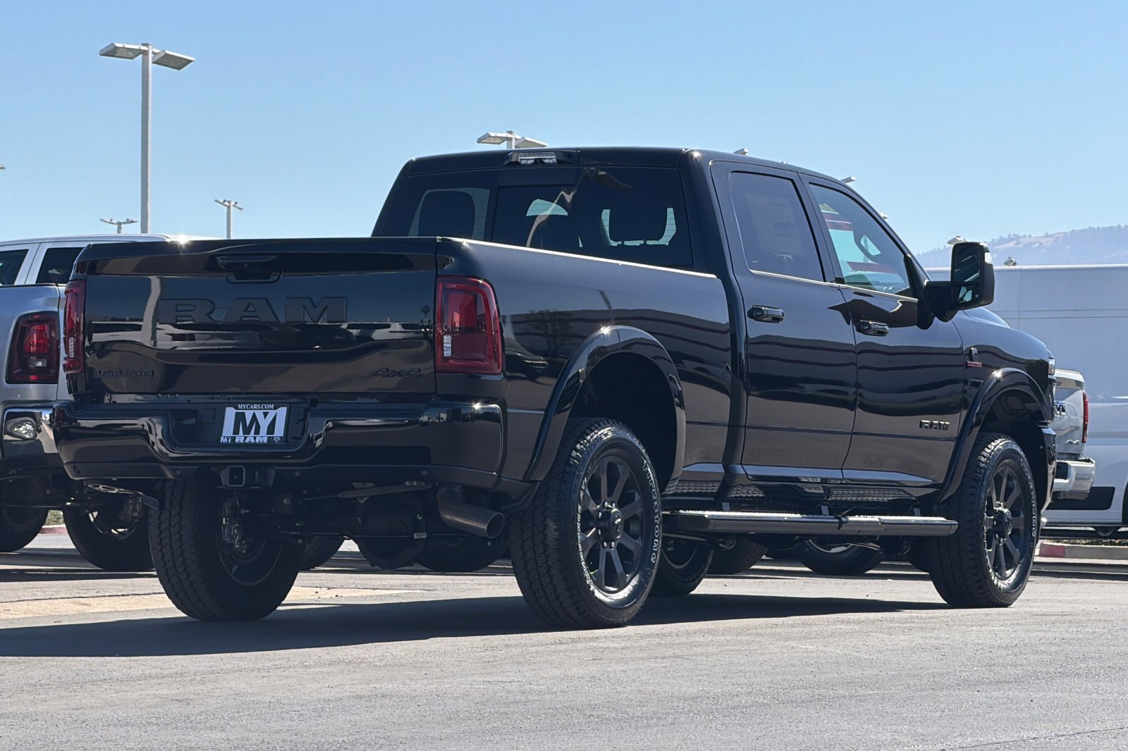New 2027 Ram 2500 LARAMIE CREW CAB 4X4 6'4 BOX Pickup