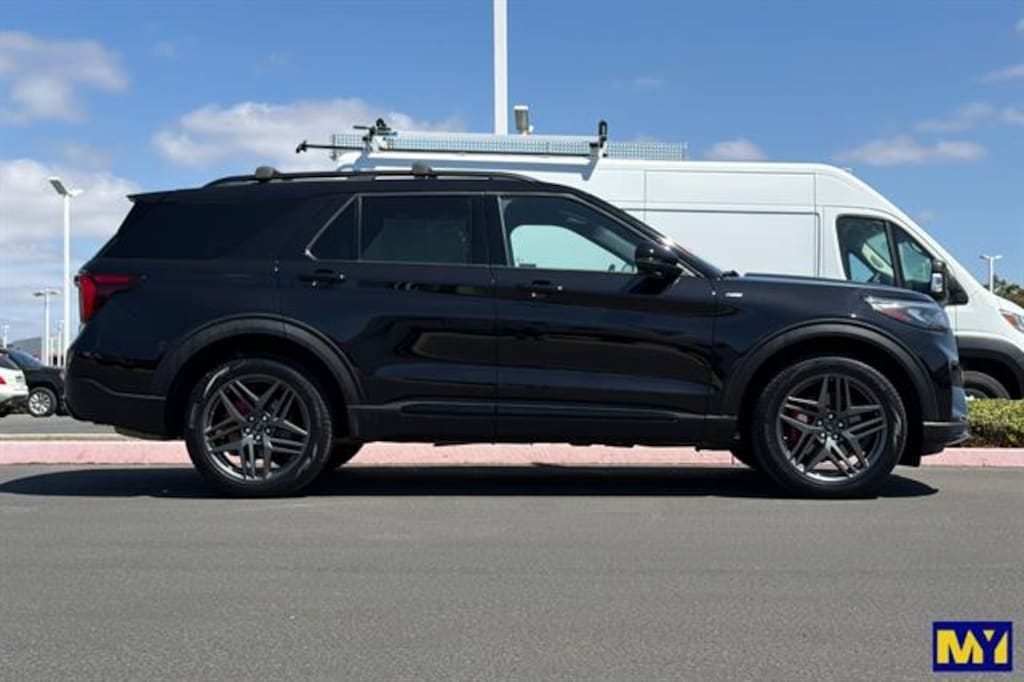 Used 2025 Ford Explorer ST-Line Sport Utility