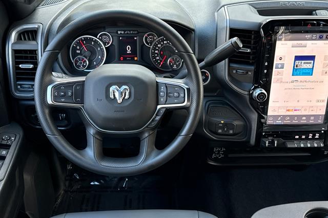 2026 RAM 3500 Tradesman - Photo 11