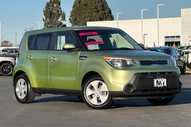 Used 2016 Kia Soul Base with VIN KNDJN2A27G7858875 for sale in Salinas, CA