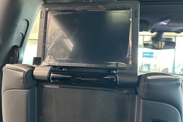 2026 Chrysler Pacifica Limited - Photo 12