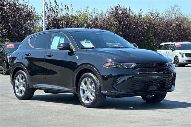 2024 Dodge Hornet R/T Plus photo 2