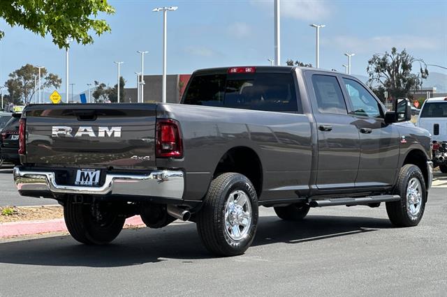 2025 Ram 2500 Tradesman photo 4