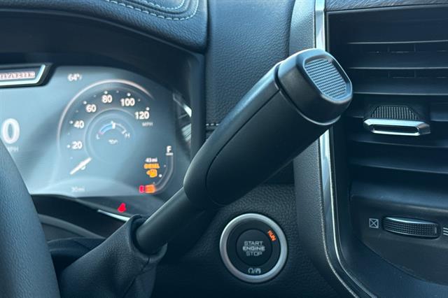 2026 RAM 3500 Laramie - Photo 16