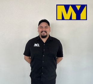 Staff member Ramiro Valdez from d7e176ca1c7c
