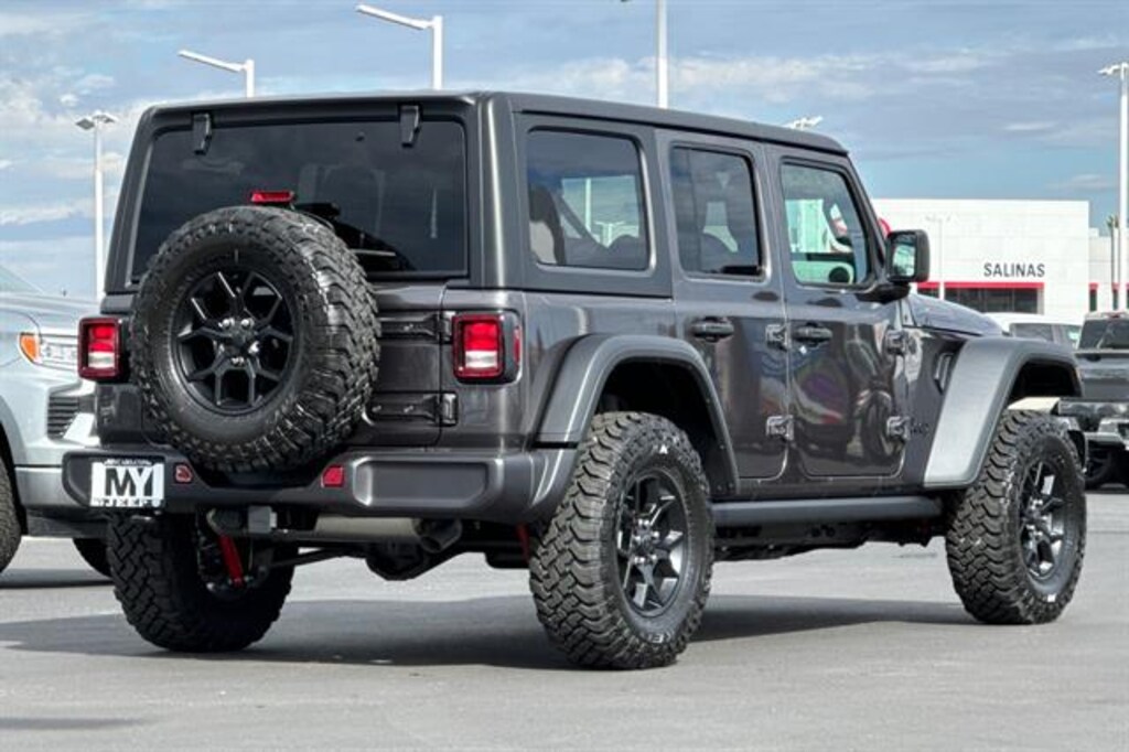 New 2026 Jeep Wrangler 4-DOOR WILLYS Sport Utility
