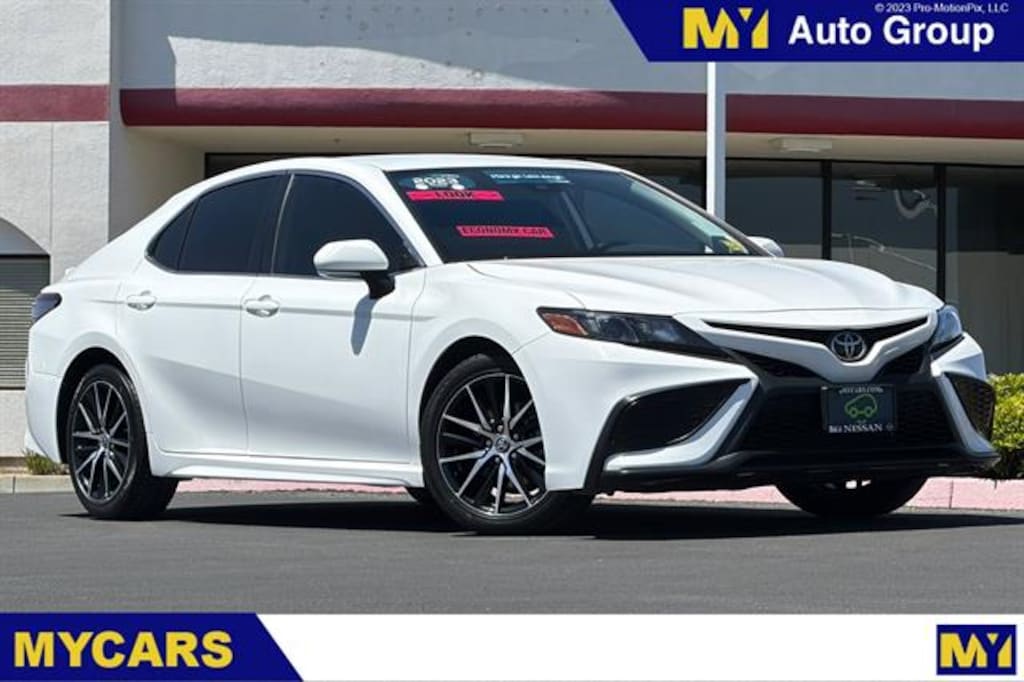 Used 2023 Toyota Camry SE Car