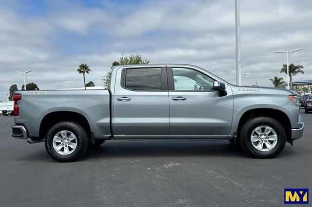 2024 Chevrolet Silverado 1500 LT photo 3