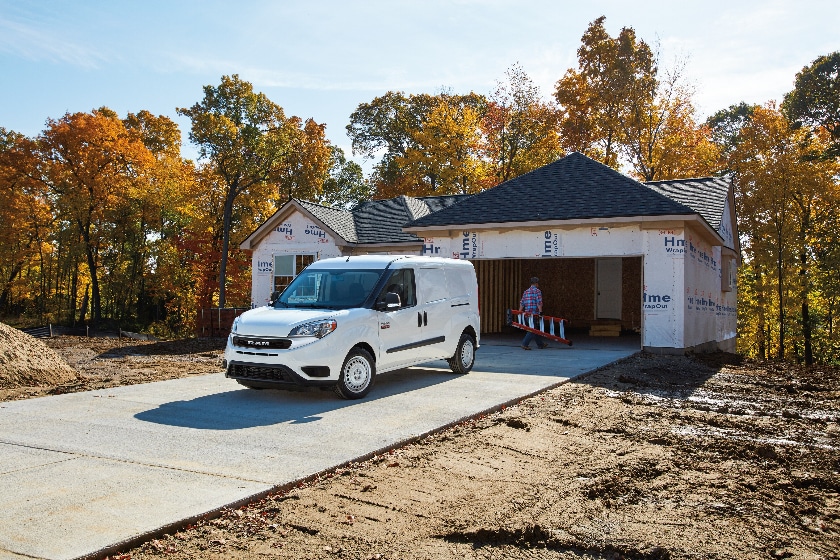 2022-RAM-ProMasterCity-TradesmanCargo-Van-L01-840x560.jpg