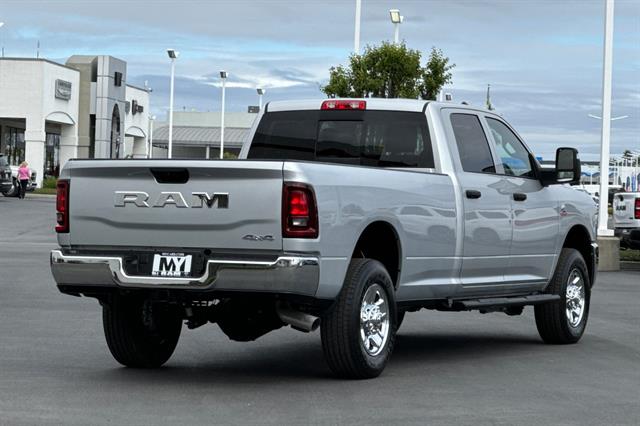2026 Ram 3500 Tradesman photo 4
