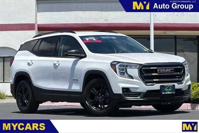 2022 GMC Terrain AT4 AWD's photo