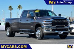 2026 Ram 3500 BIG HORN CREW CAB 4X4 8' BOX Pickup