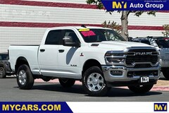 2026 Ram 2500 BIG HORN CREW CAB 4X4 6'4 BOX Pickup