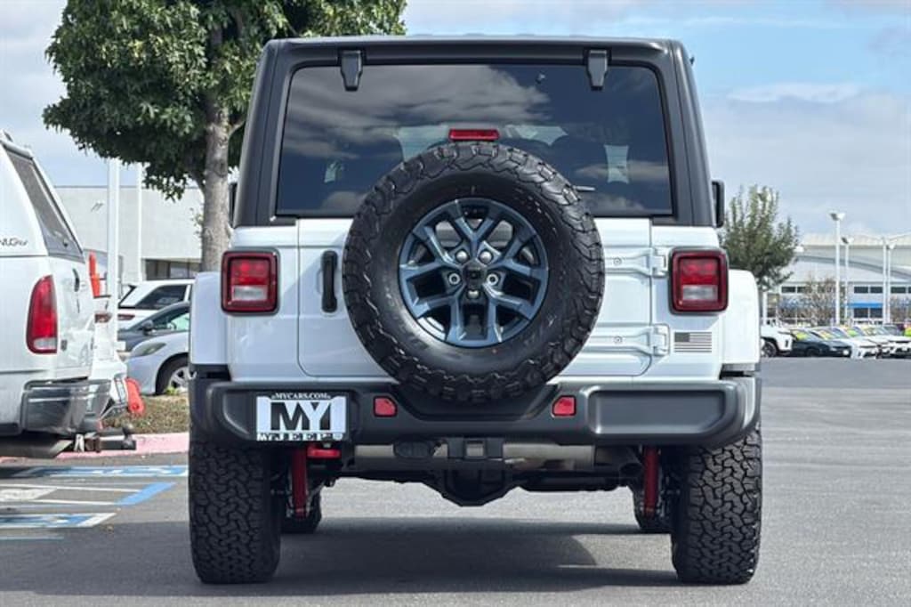 New 2026 Jeep Wrangler 4-Door Sport Sport Utility
