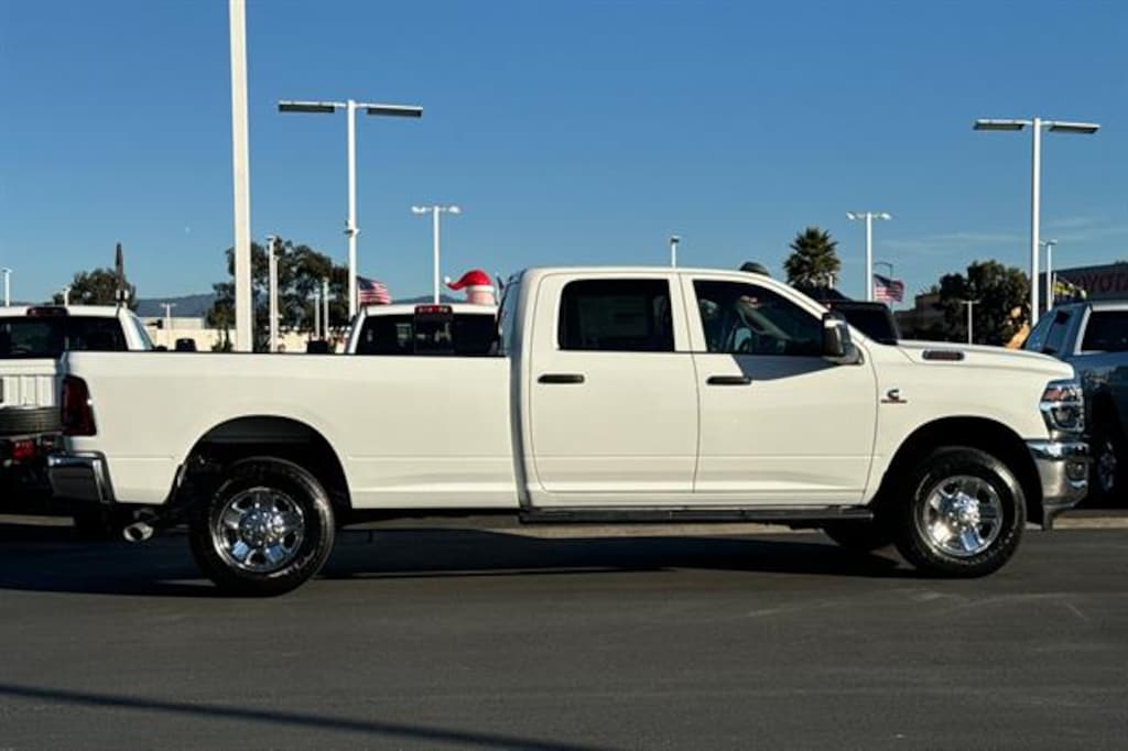 New 2026 Ram 3500 TRADESMAN CREW CAB 4X4 8' BOX Pickup