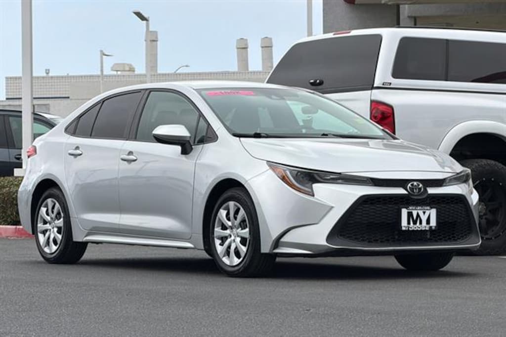 Used 2021 Toyota Corolla LE Car