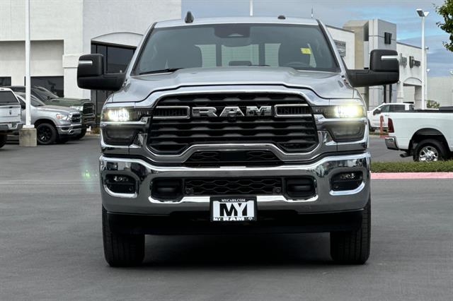 2026 Ram 3500 Tradesman photo 2