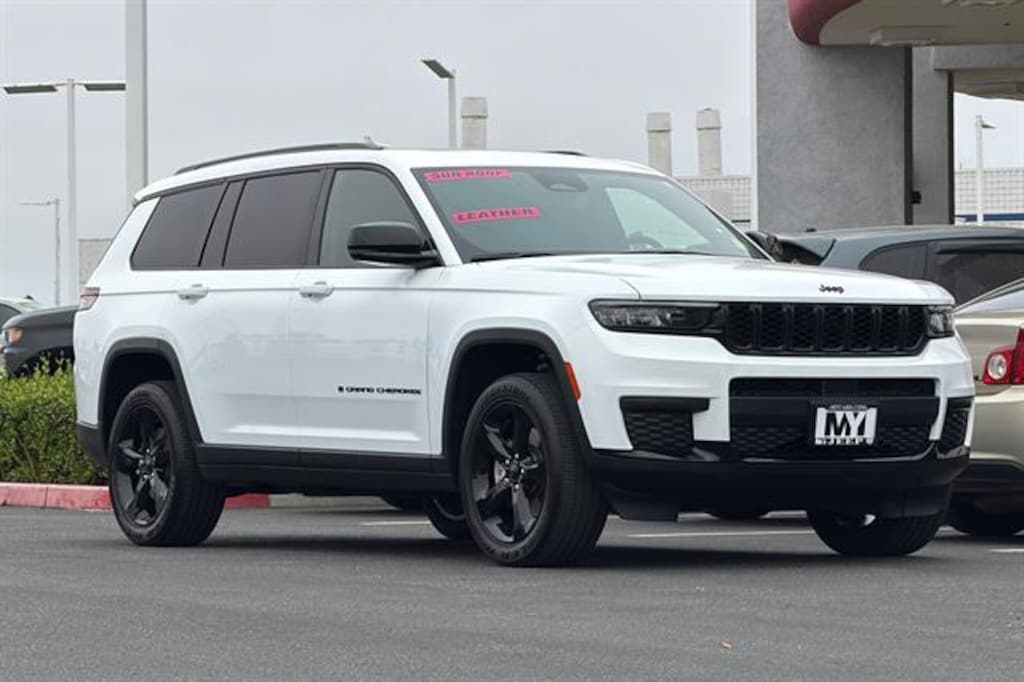 Used 2023 Jeep Grand Cherokee L Altitude Sport Utility