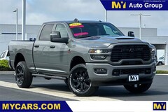 2026 Ram 2500 BLACK EXPRESS CREW CAB 4X4 6'4 BOX Pickup