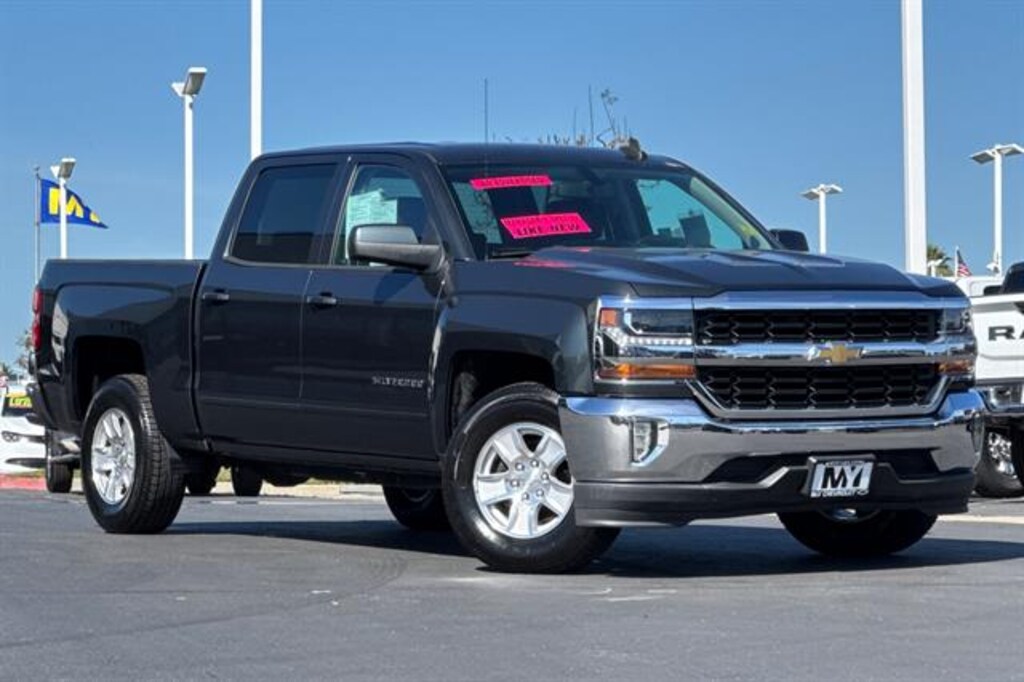 Used 2017 Chevrolet Silverado 1500 LT Truck