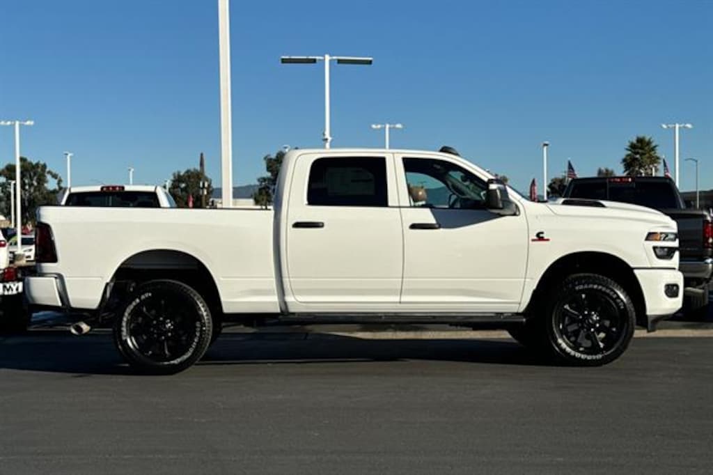 New 2026 Ram 2500 BLACK EXPRESS CREW CAB 4X4 6'4 BOX Pickup