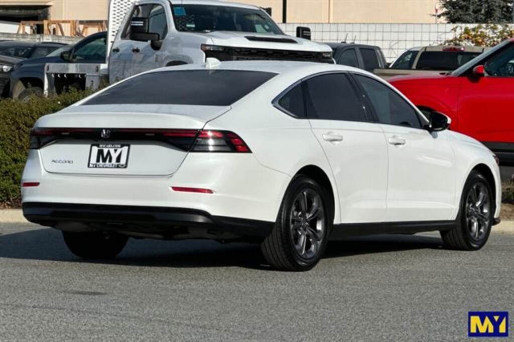 Used 2023 Honda Accord Sedan EX Car