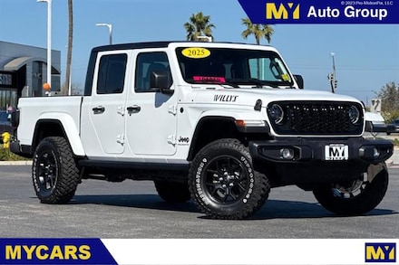 2025 Jeep Gladiator Willys Truck