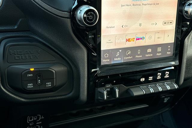 2026 RAM 3500 Tradesman - Photo 14