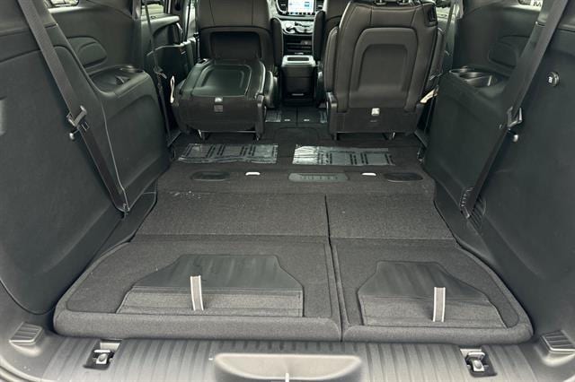 2026 Chrysler Voyager LX - Photo 12