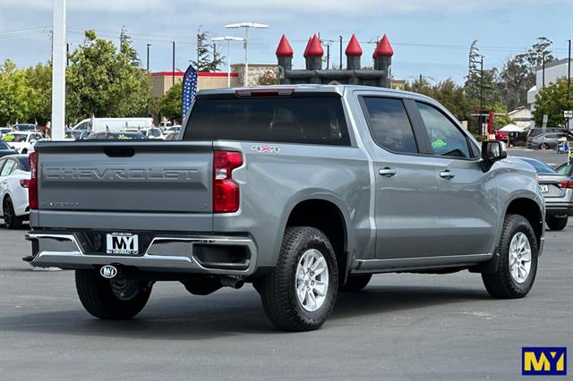 2024 Chevrolet Silverado 1500 LT photo 4
