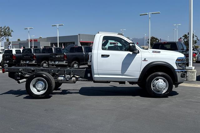 2026 Ram 4500 Tradesman photo 3