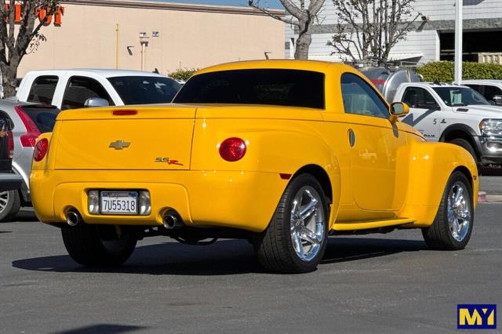 Used 2005 Chevrolet SSR LS Truck