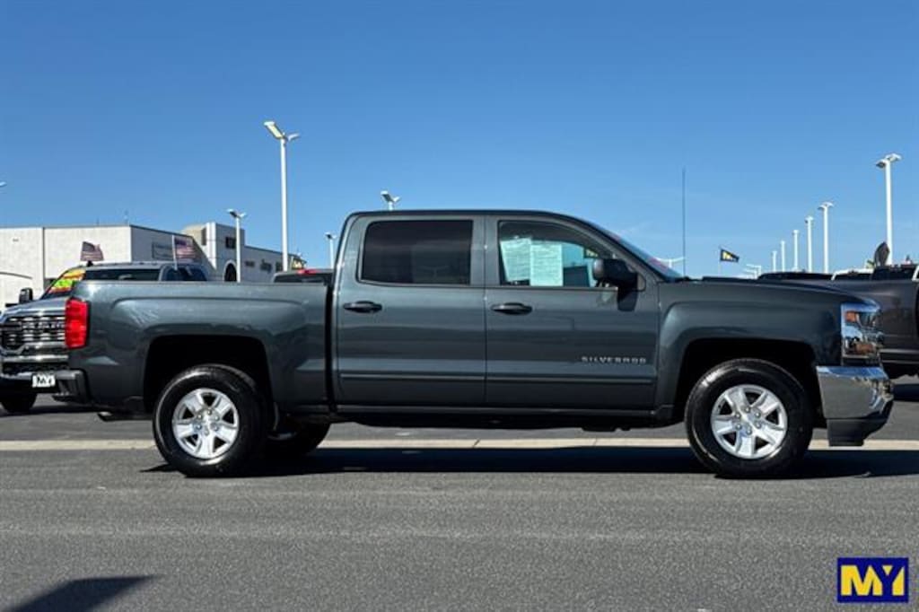 Used 2017 Chevrolet Silverado 1500 LT Truck