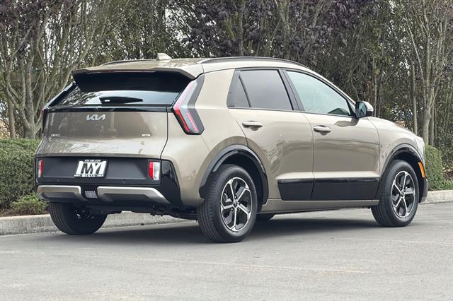 New 2027 Kia Niro SX