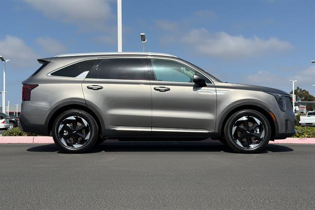New 2026 Kia Sorento Hybrid EX