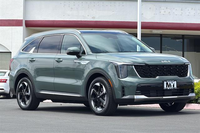 New 2026 Kia Sorento Hybrid EX