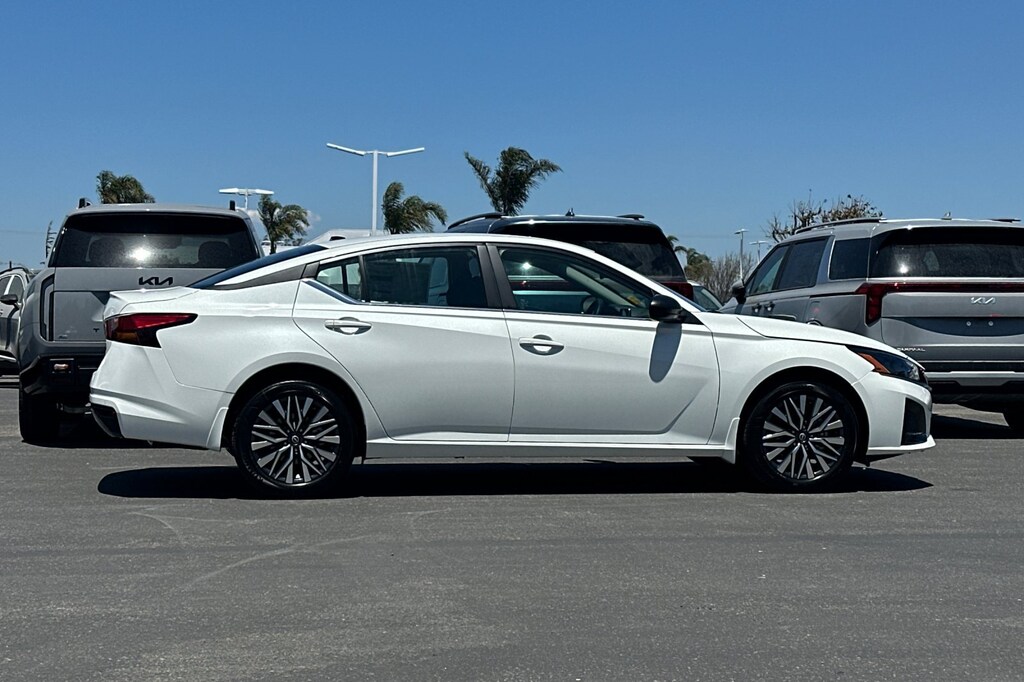 New 2026 Nissan Altima SV Sedan