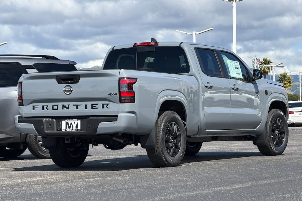 New 2026 Nissan Frontier SV Truck Crew Cab