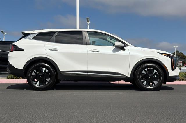 New 2027 Kia Sportage Hybrid LX