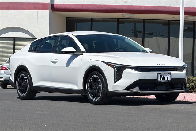 New 2026 Kia K4 EX