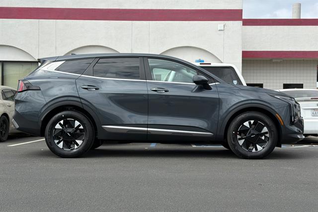 New 2027 Kia Sportage Hybrid LX
